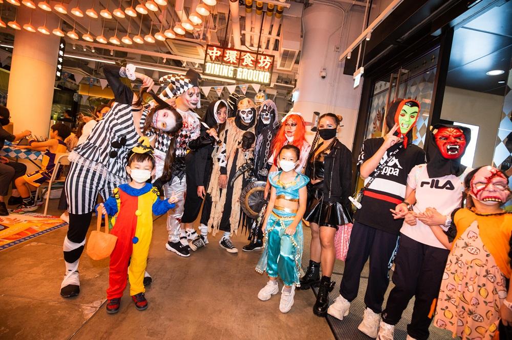 啤酒節現場亦會舉辦快閃萬聖節啤酒裝扮大賽,凡穿著萬聖節服飾參與啤酒節,即可得到免費啤酒一杯,扮鬼扮馬就可以換酒飲!各位啤酒迷不妨與家人朋友到場參加!