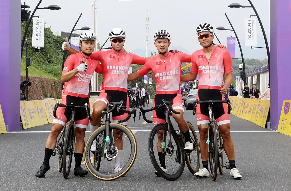 香港單車隊出戰男子公路單車。(港協暨奧委會圖片)