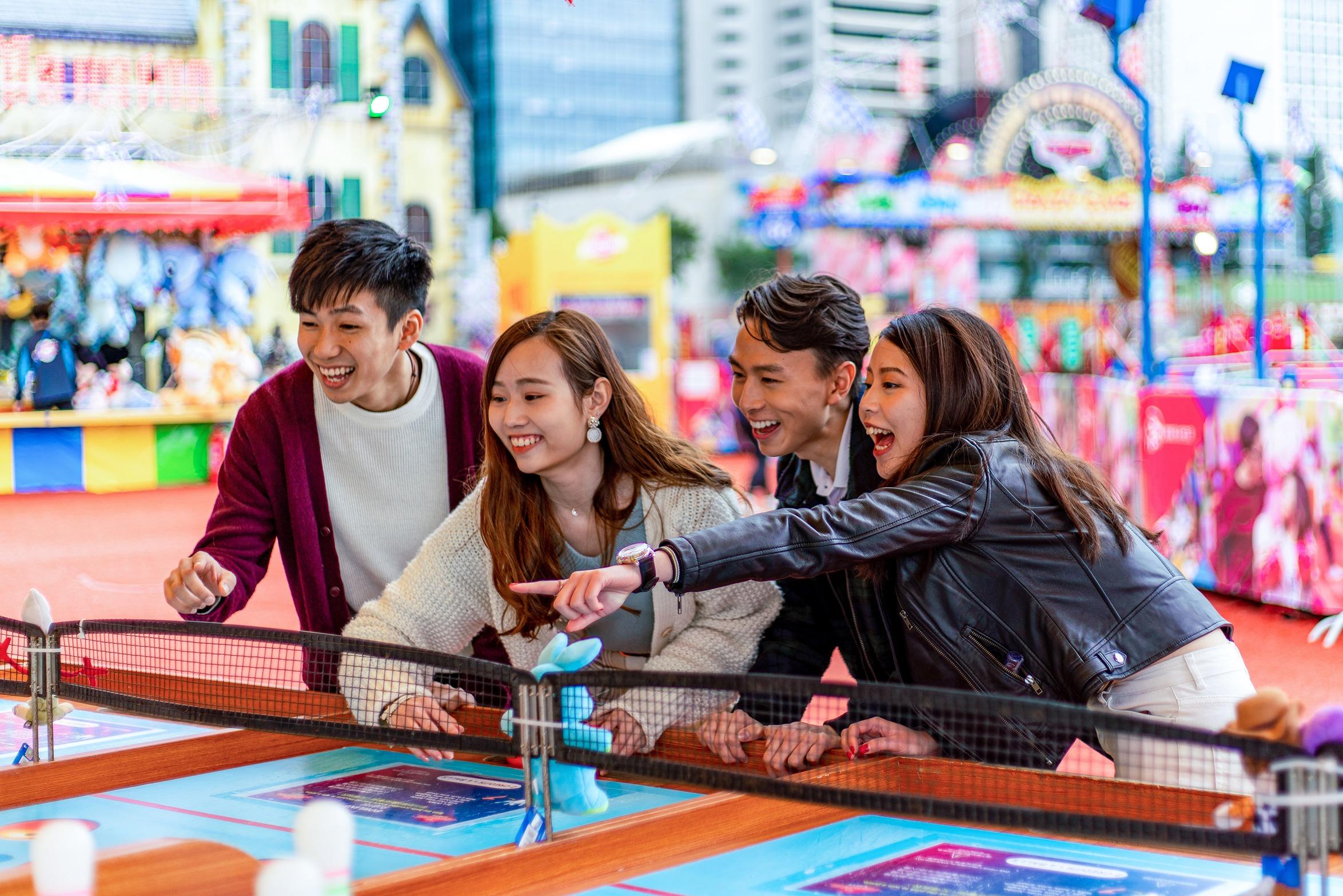 聖誕好去處|《AIA友邦嘉年華》年尾開鑼 多款機動遊戲/攤位遊戲/雜技表演 門票公開發售低至$125