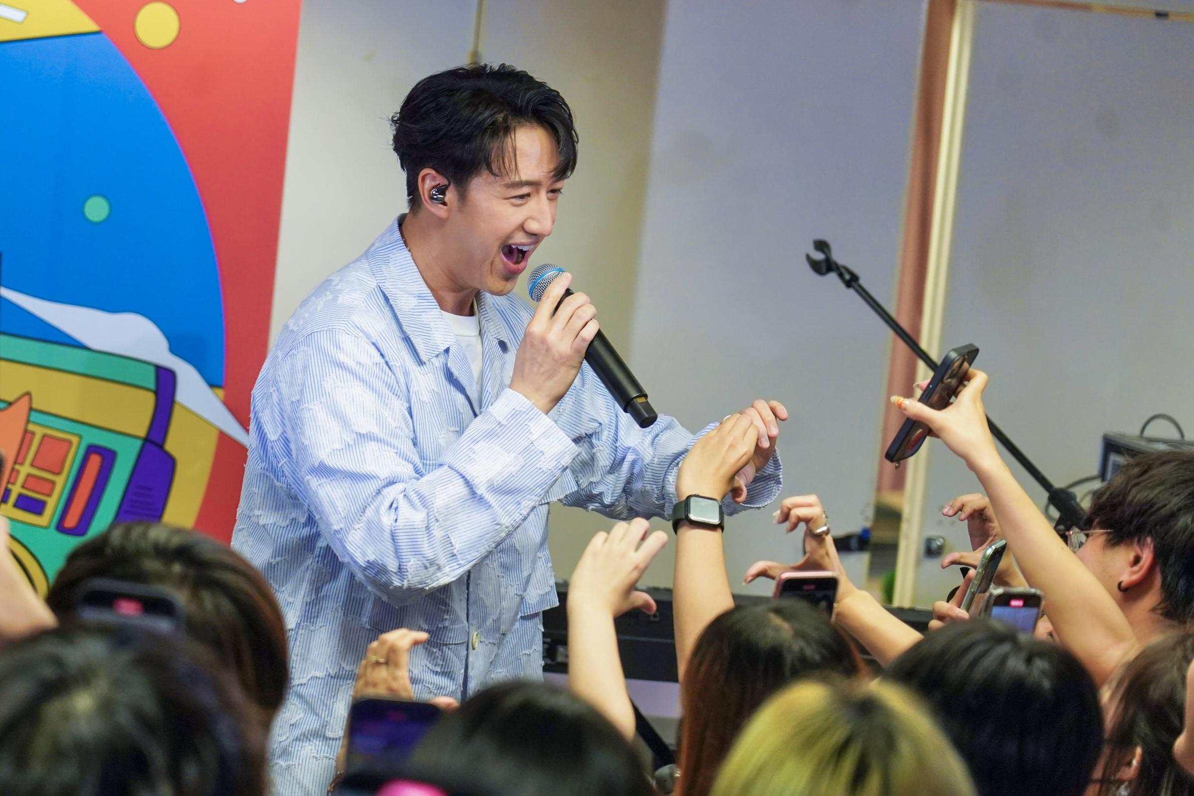 Jay Fung自爆食早餐時誤吃蜜蛼。