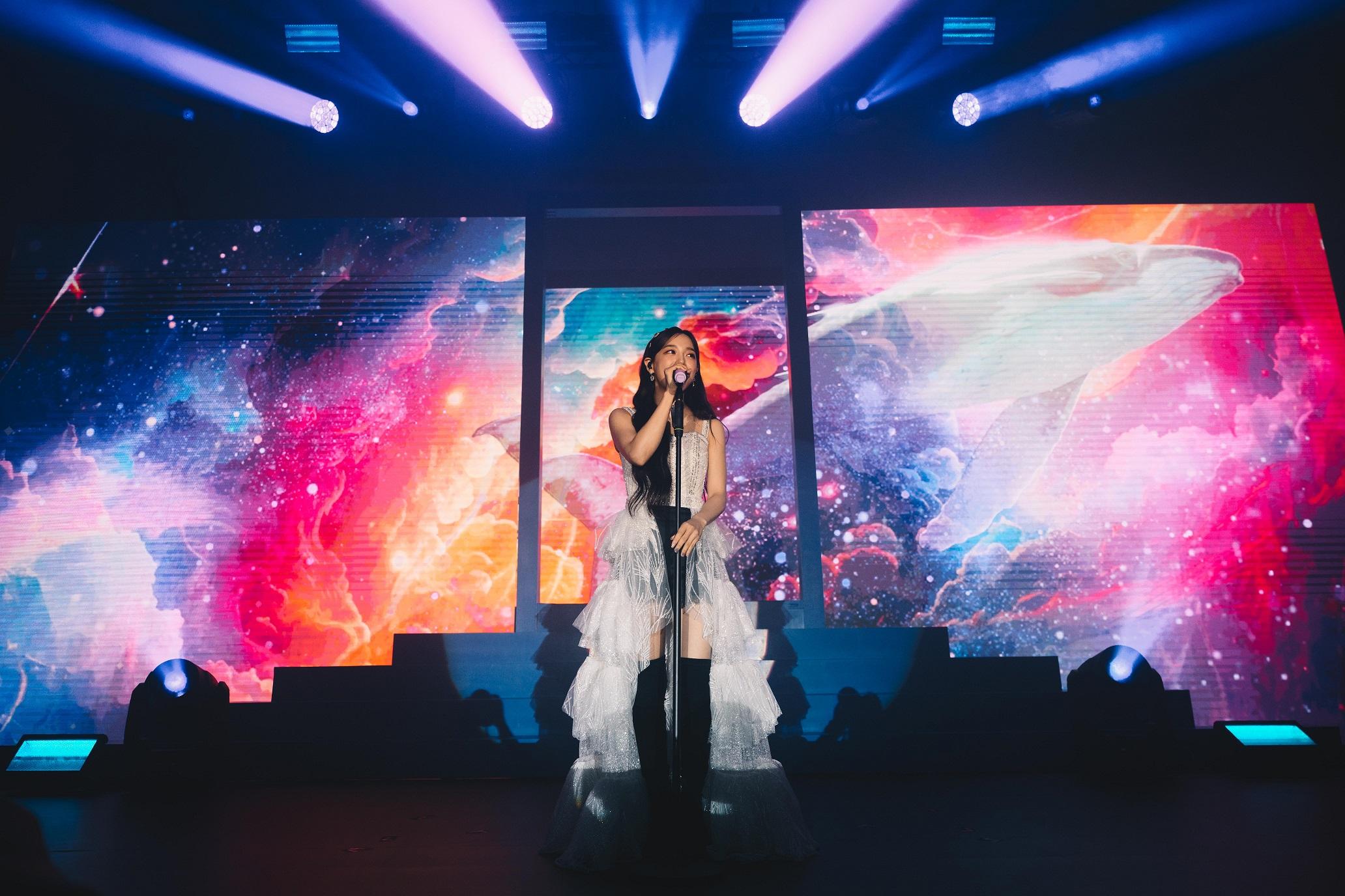 金世正於香港舉行首個個人巡迴演唱會海外場《2023 KIM SEJEONG 1st CONCERT「The 門」》