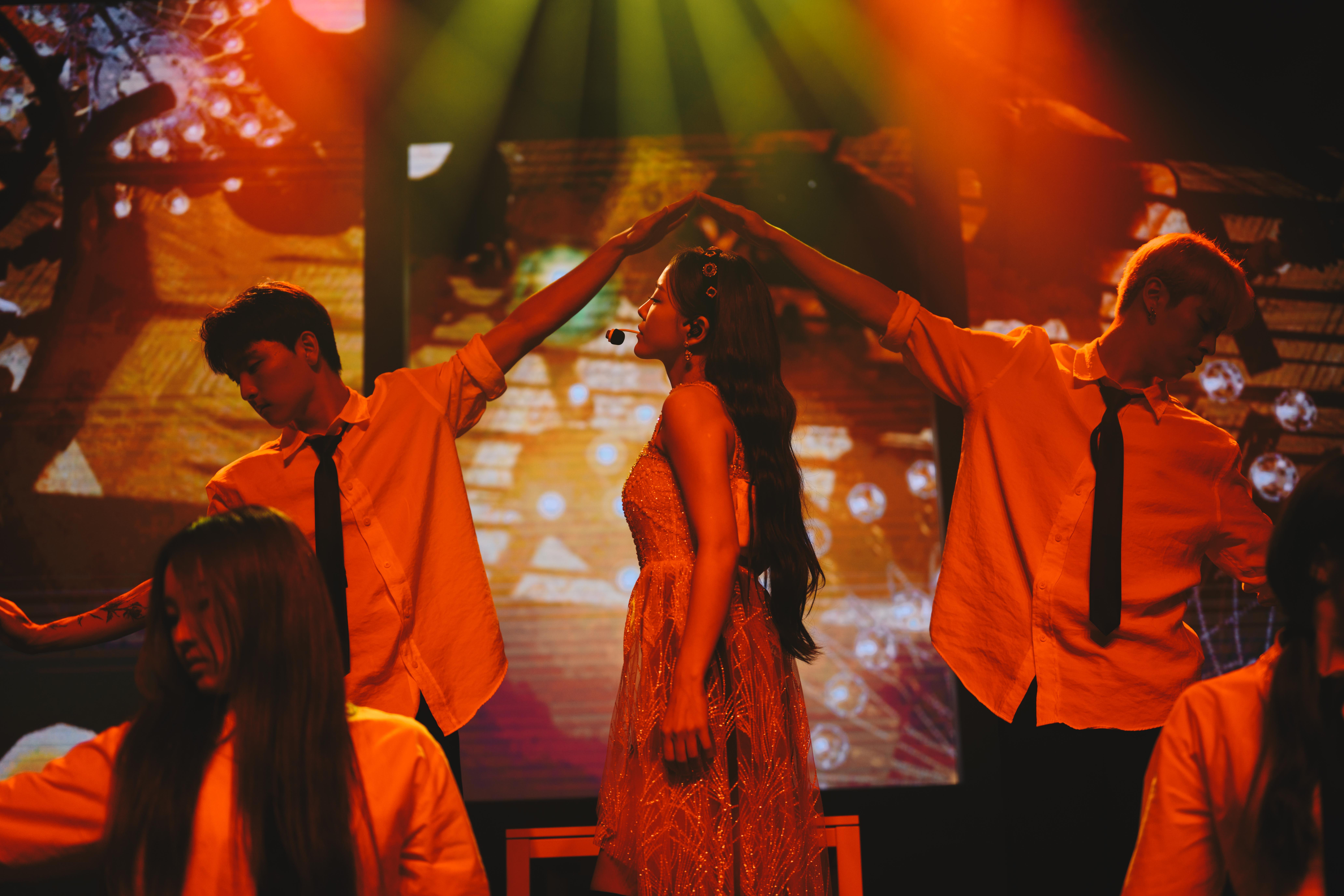 金世正於香港舉行首個個人巡迴演唱會海外場《2023 KIM SEJEONG 1st CONCERT「The 門」》