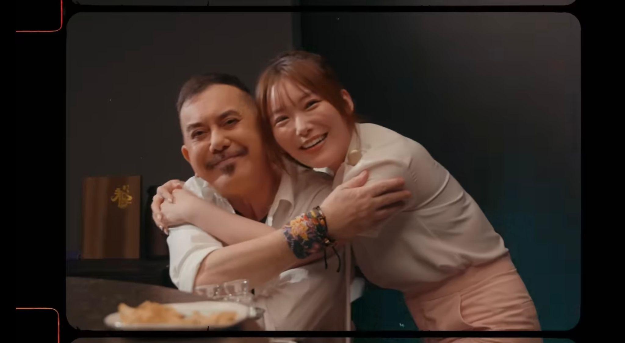 Erena繪麗奈與黃秋生「喱騷」《To Do List》與影帝黃秋生傾談。(《To Do List》截圖)