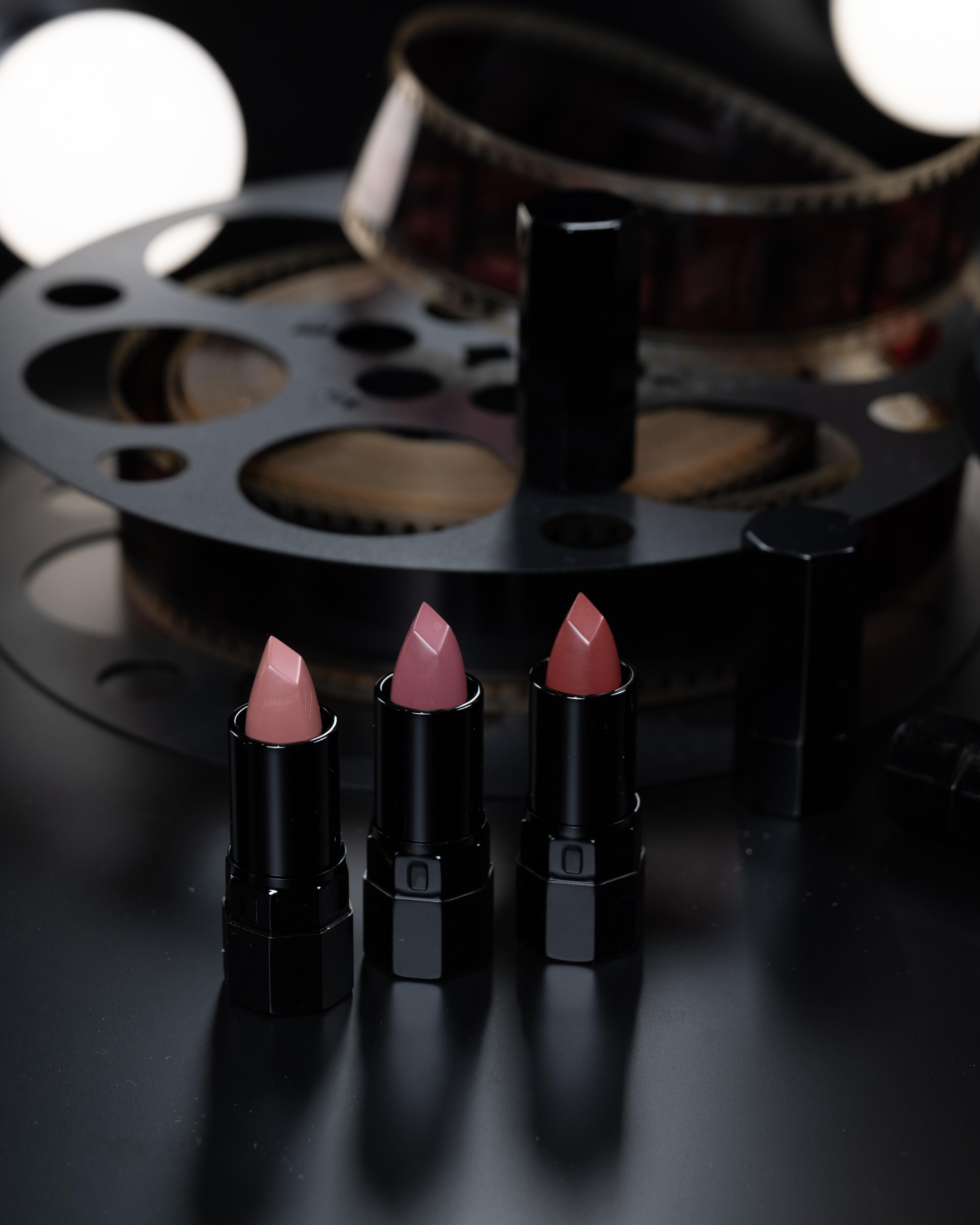 魅影輕紗柔滑唇膏