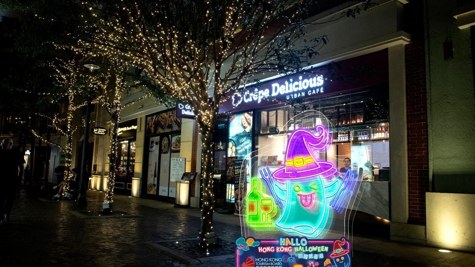 各個景點均有萬聖節裝飾。(旅發局提供)