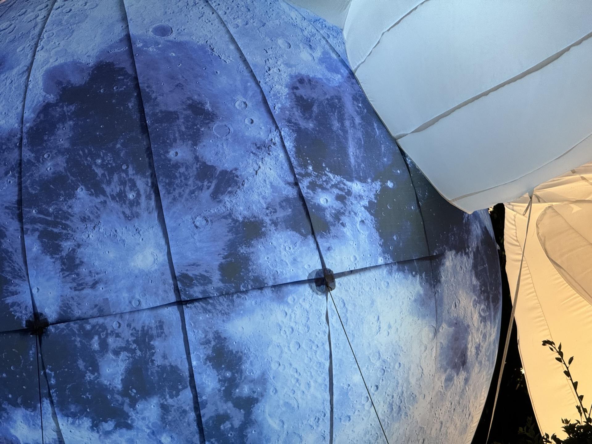 5倍夜攝,可見紙紮月球表面的坑洞層次相當清晰,表現令人亮眼。