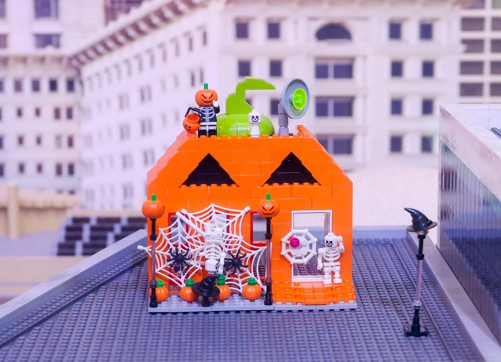 驚喜三:Brick-or-Treat─運用樂高®完成可愛樂高®南瓜