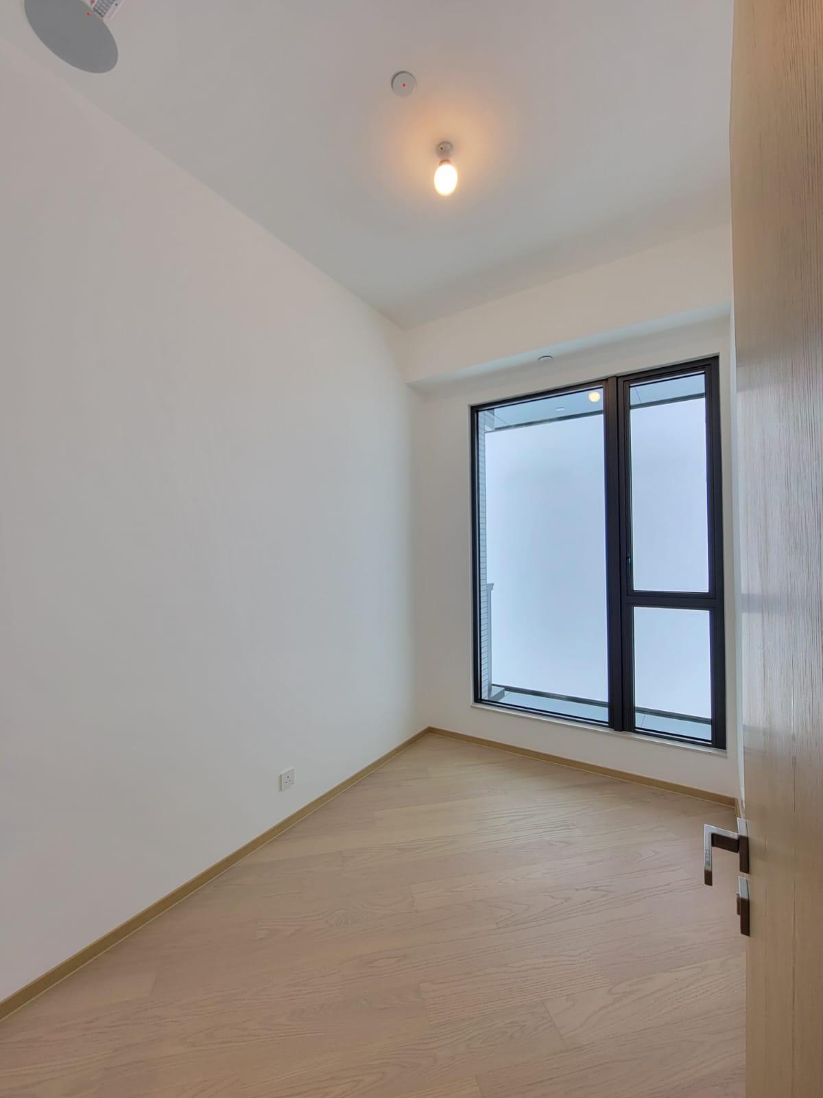 凱和山|第2座15樓E室為藍本搭建的無改動示範單位。(鍾式明攝)