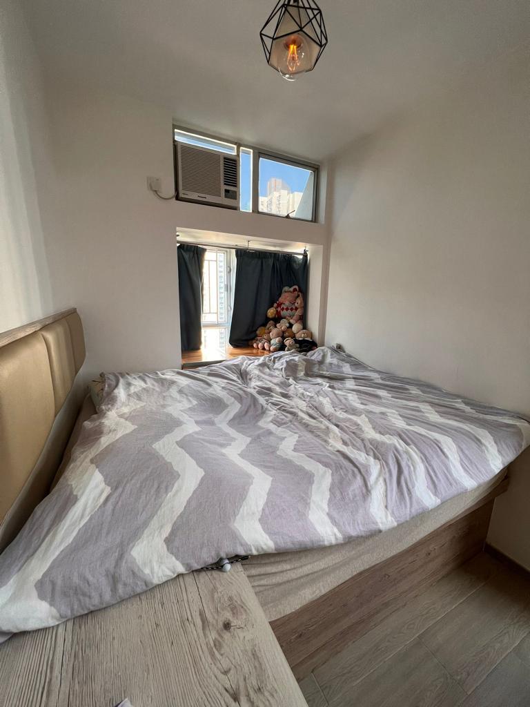 睡房設有訂製的傢伭,新淨實用。(代理提供)