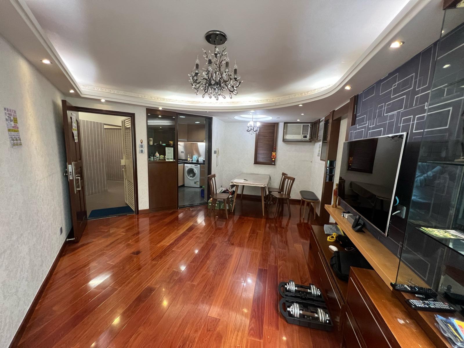 鑽石型大廳闊落見使,裝修企理。(代理提供)