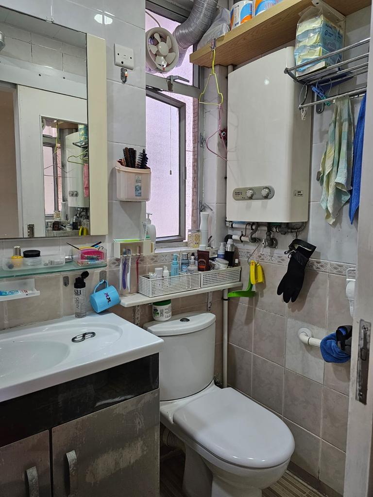 浴室為明廁。(代理提供)