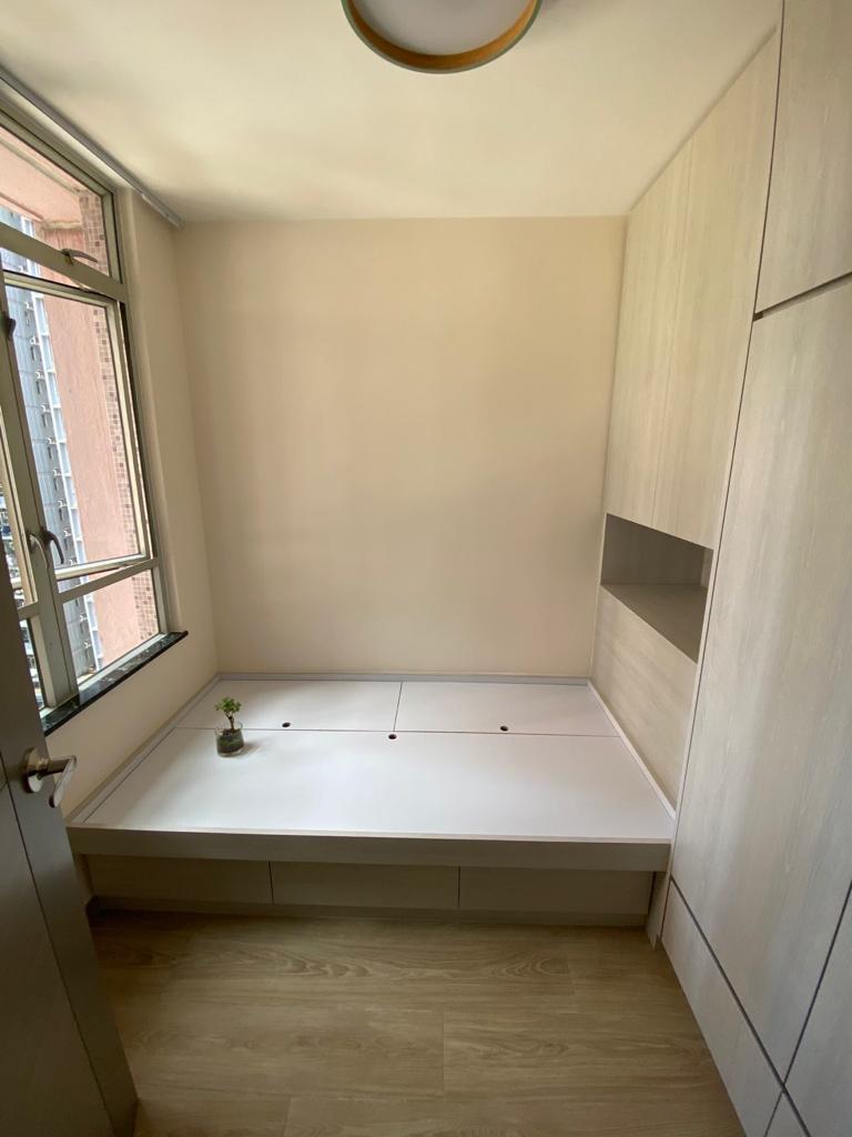 睡房間隔四正,附部分大型傢俬,十分實用。(代理提供)