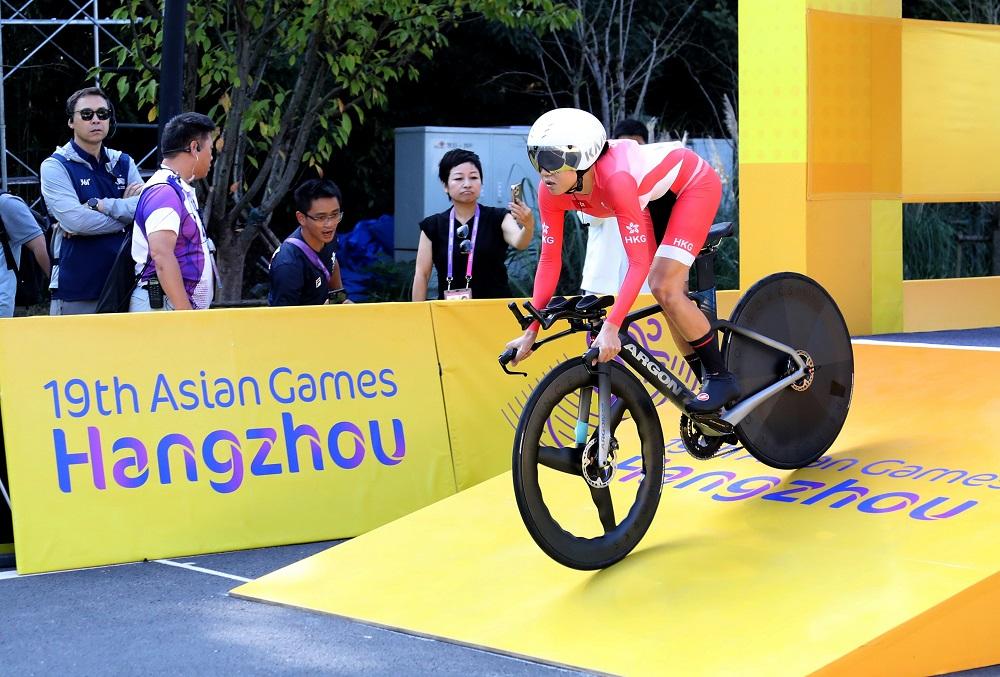 香港單車代表梁穎儀。(港協暨奧委會圖片)