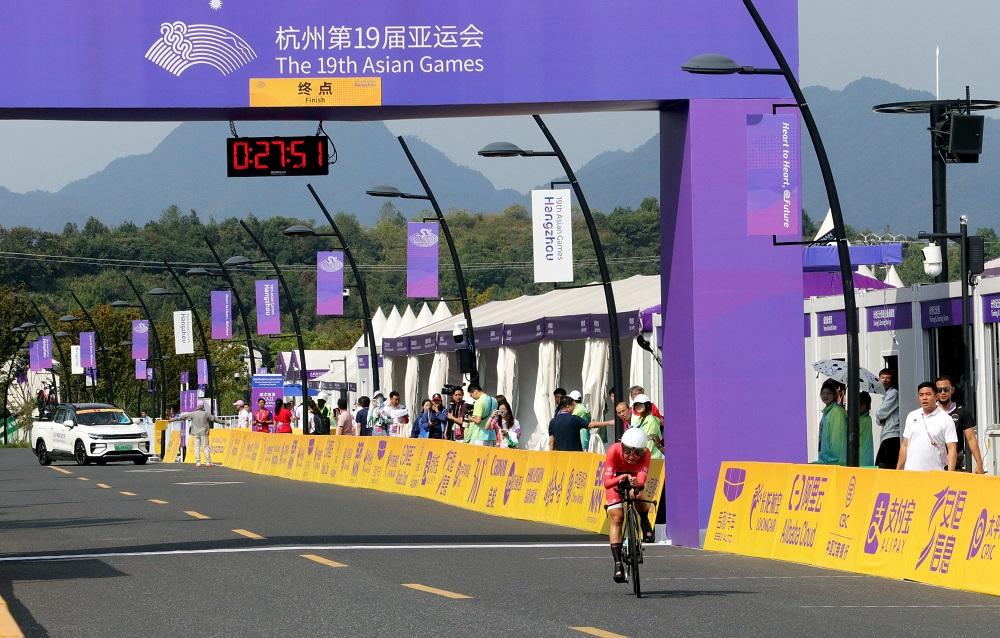 香港單車代表梁穎儀在公路計時賽得第4名。(港協暨奧委會圖片)