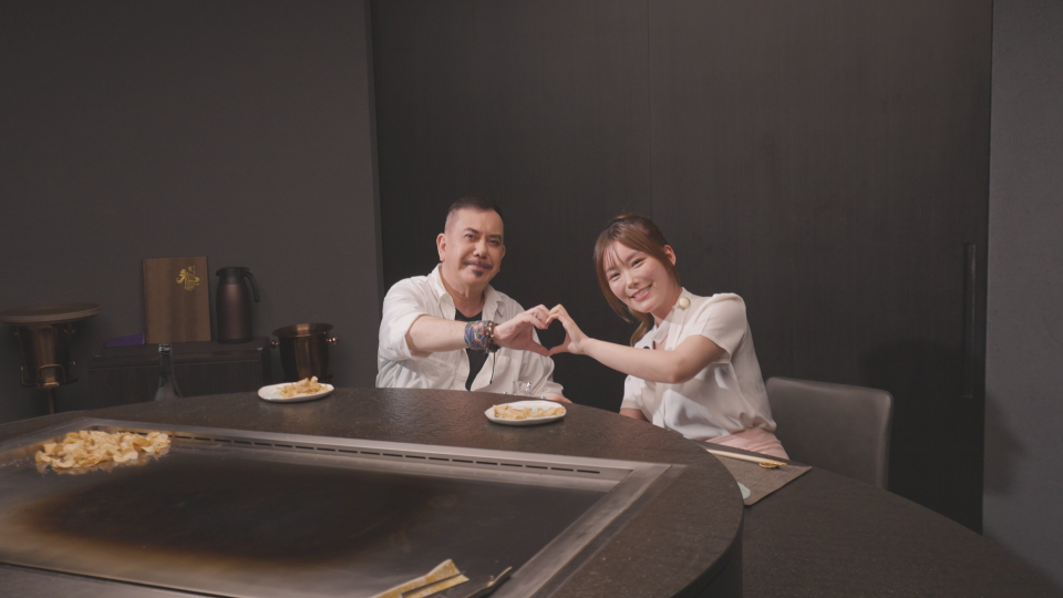 黃秋生分享當年與女演員拍親密戲的見聞,笑到素海霖標眼水。