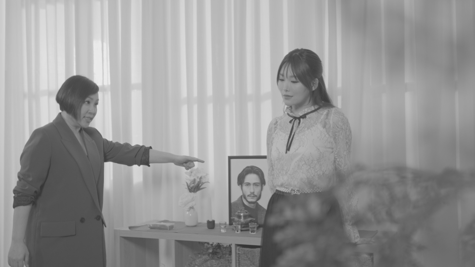 蝦頭安排素海霖透過實習學演戲。