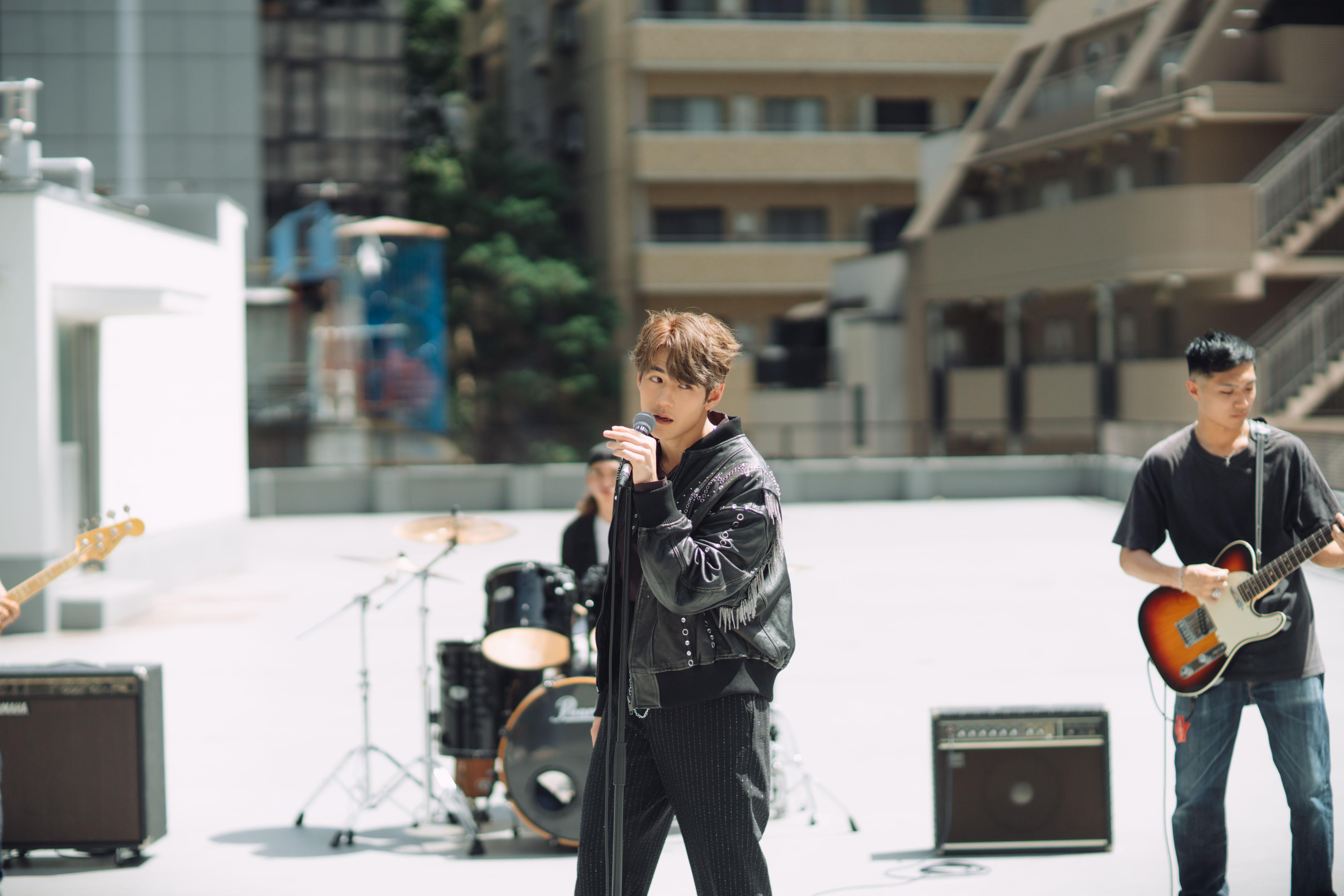 《Never Say Never》