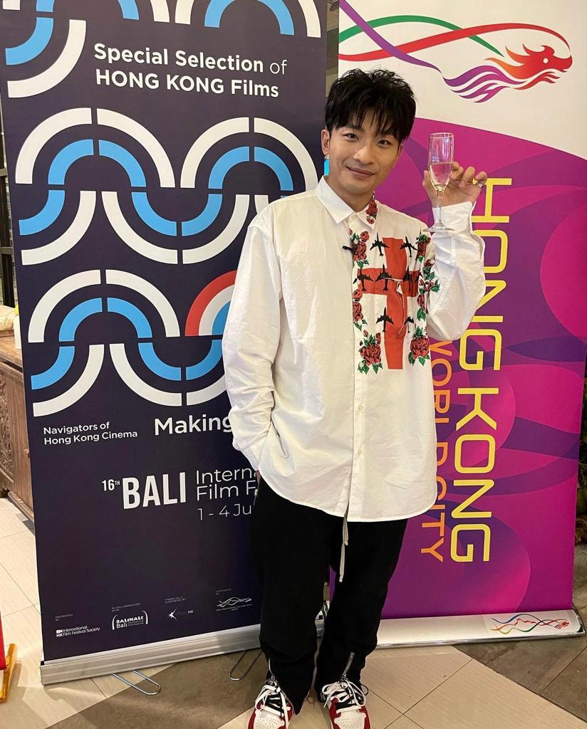 憑《毒舌大狀》成為破億票房男配角的何啟華,將參演《飯戲攻心2》。