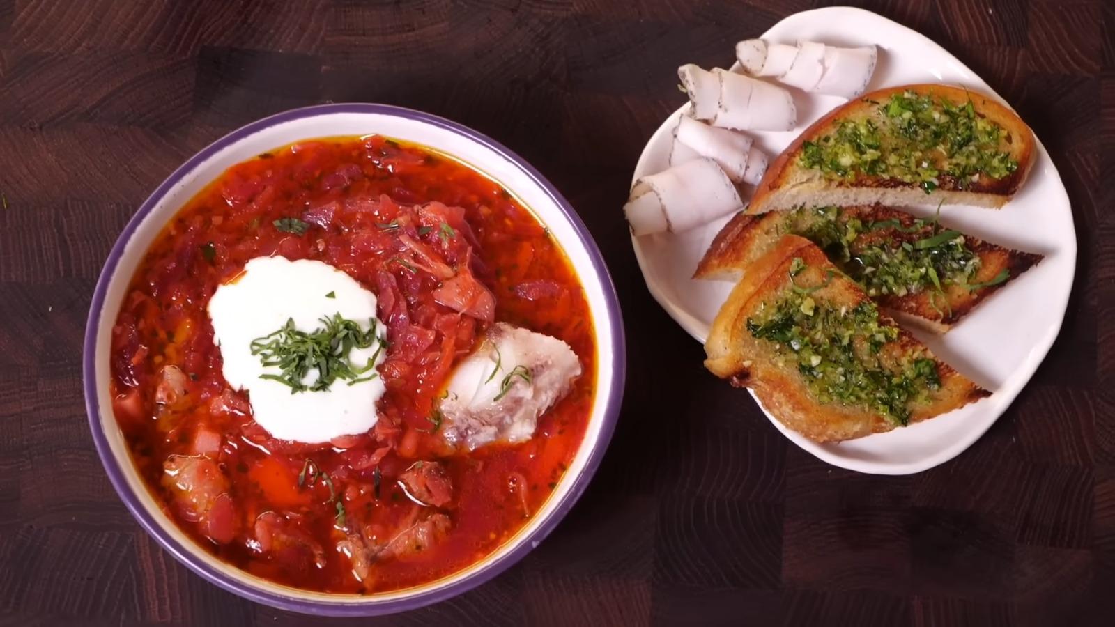 羅宋湯可加入酸奶飲用。(網上截圖)