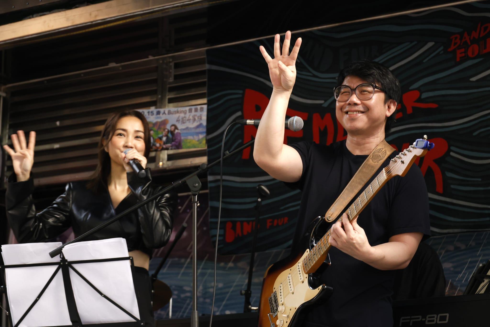 謝安琪指陳奐仁是電影《4拍4家族》團隊的首席顏值擔當。(林俊源攝)