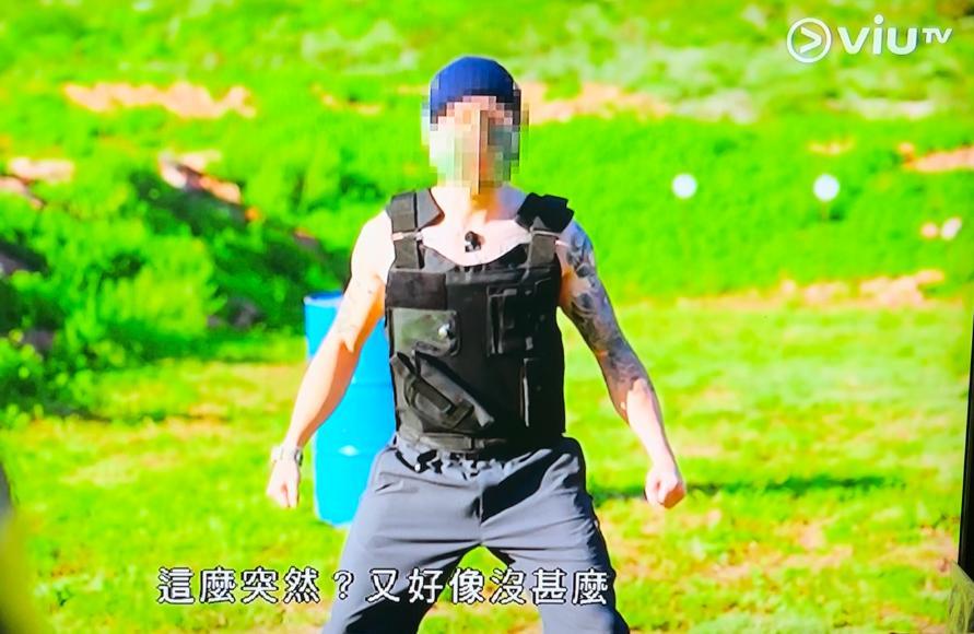 Mike導在《無制限探險隊》測試避彈衣功效,發現中槍後不太感痛楚。