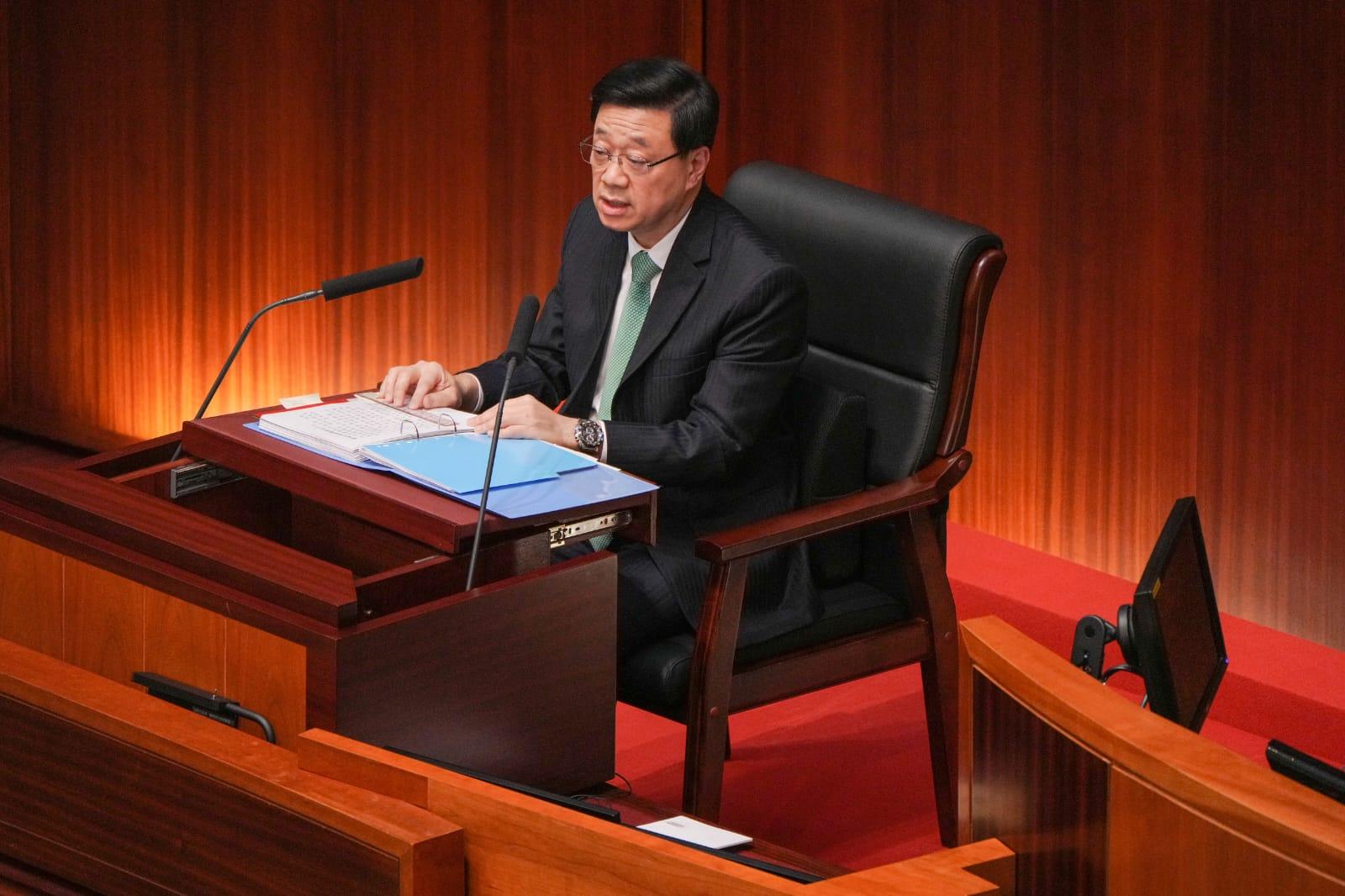 施政報告2023|一文盡覽政策措施 23條明年內完成立法 樓市減辣股票下調印花稅 向新生嬰兒派2萬元谷生育 (持續更新)