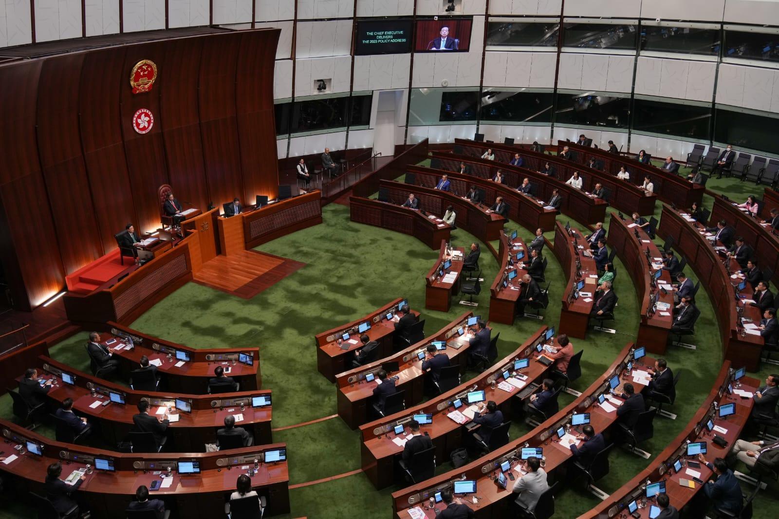 施政報告2023|一文盡覽政策措施 23條明年內完成立法 樓市減辣股票下調印花稅 向新生嬰兒派2萬元谷生育 (持續更新)