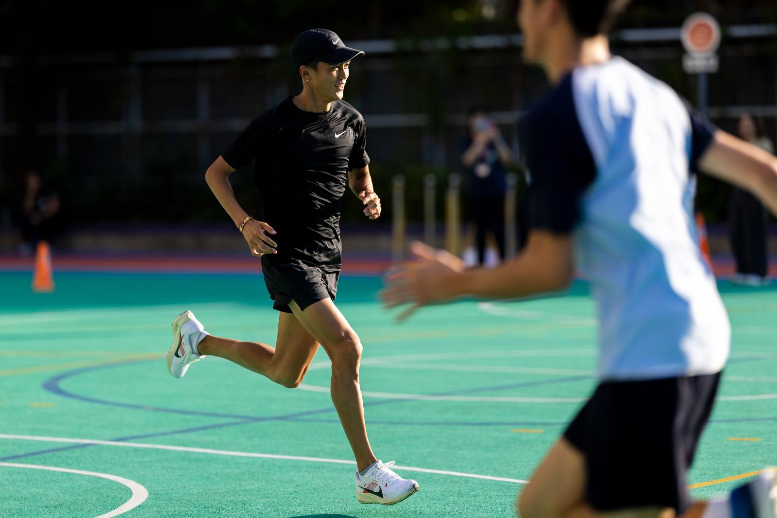 日本著名跑手大迫傑與香港的王錦輝中小學交流(Brian Ching@EKiDEN)