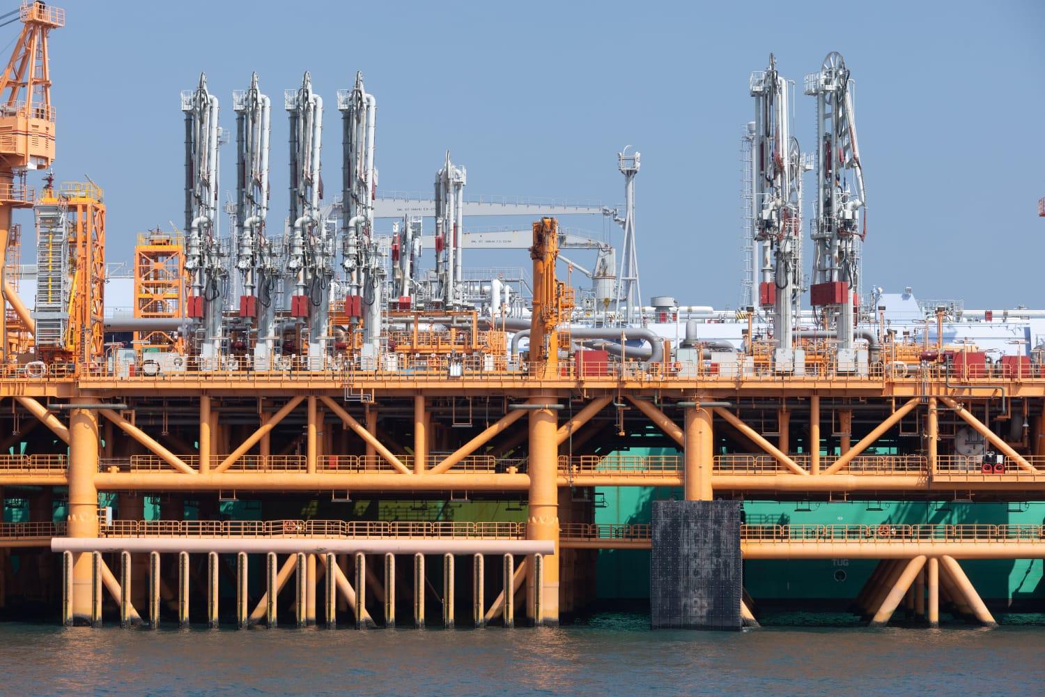 兩電海上液化天然氣接收站投入運作,接收首批按長期供應協議供港液化天然氣。(蘇文傑攝)