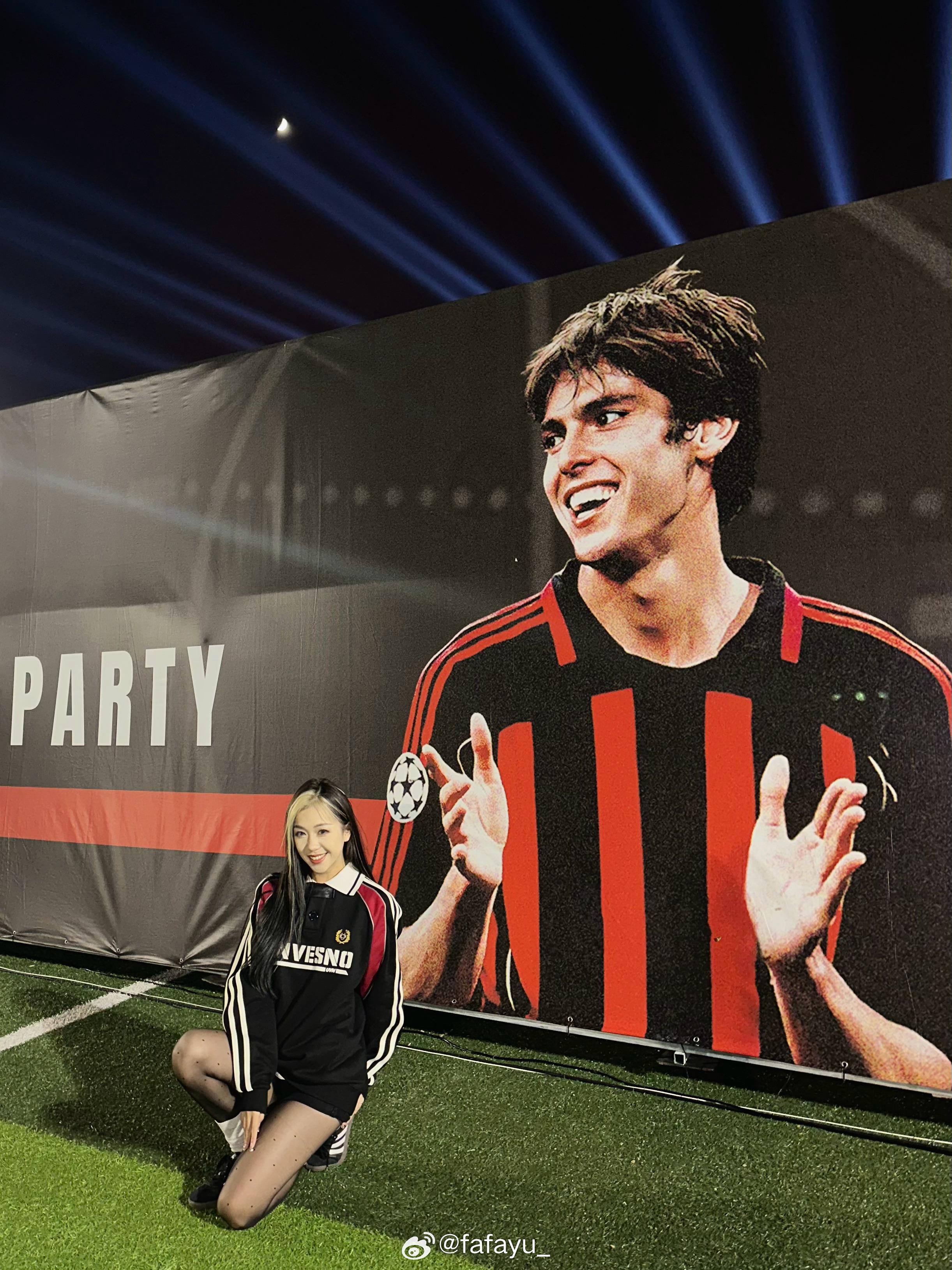 卡卡中國行令球迷非常滿足。(微博圖片)