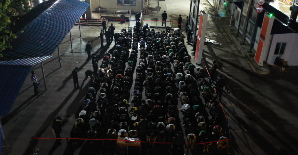 2349名緬北電騙疑犯移交中方 數字破單次紀錄 (公安部刑偵局微博圖片)