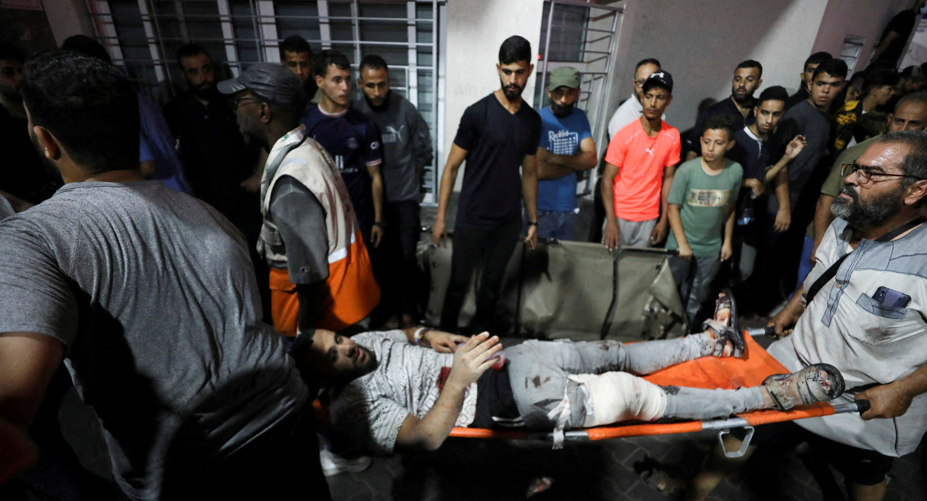 拜登與內塔尼亞胡討論沙加醫院遇襲事件,拜登稱根據他所見,醫院爆炸「似乎不是以方所為,而是其他組織」。(路透社)