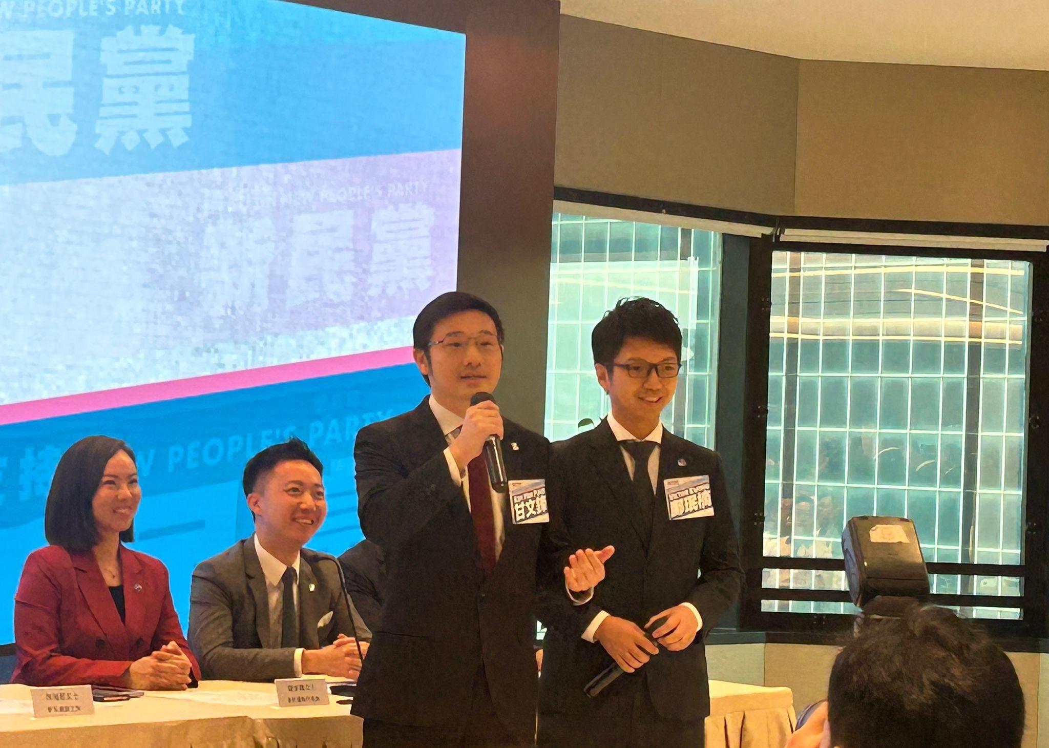 屯門區: 甘文鋒、鄺珉樀。(陳芷晴攝)