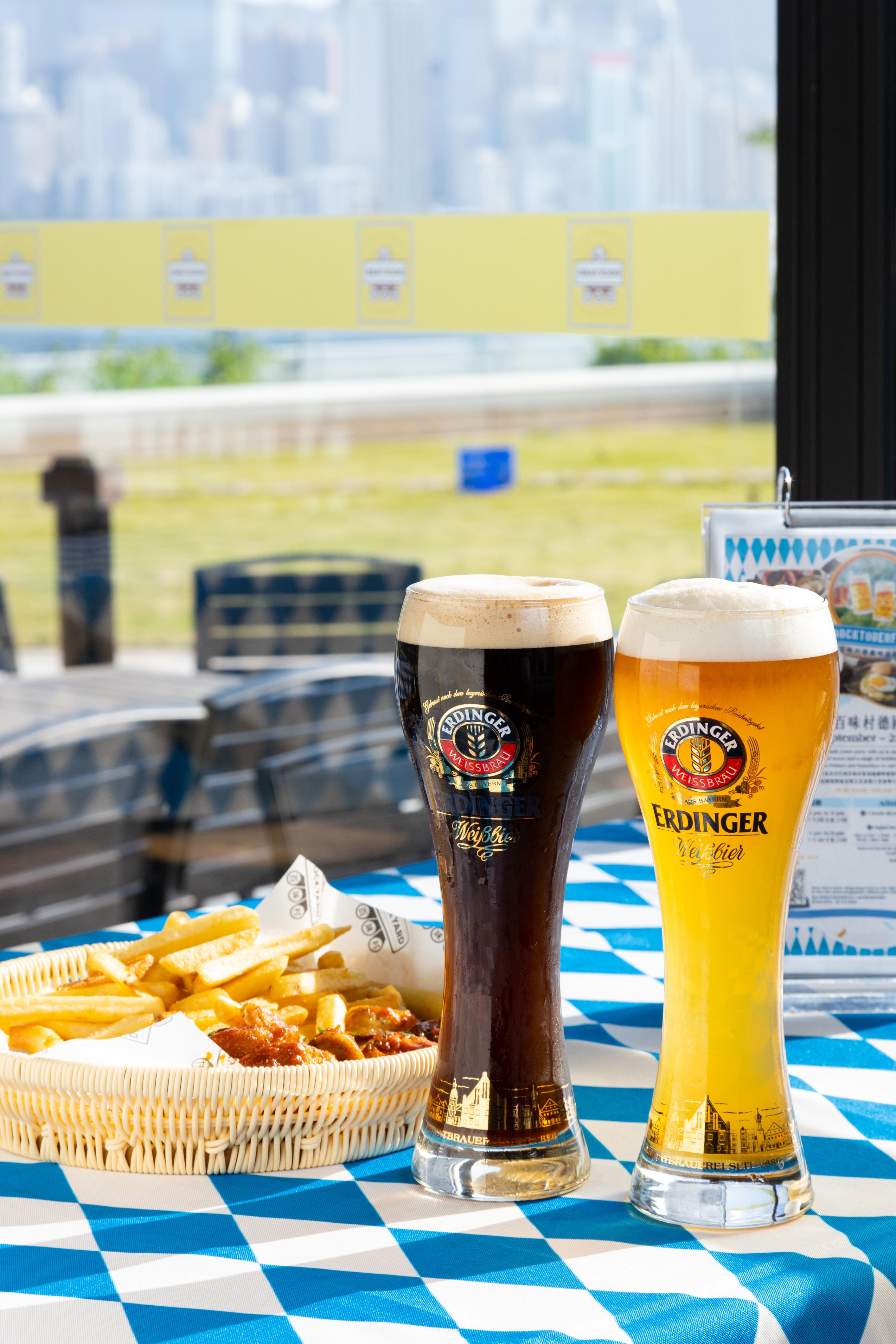 Erdinger Weissbier小麥白啤酒、Erdinger Dunkel小麥黑啤酒及多款傳統德國美食。