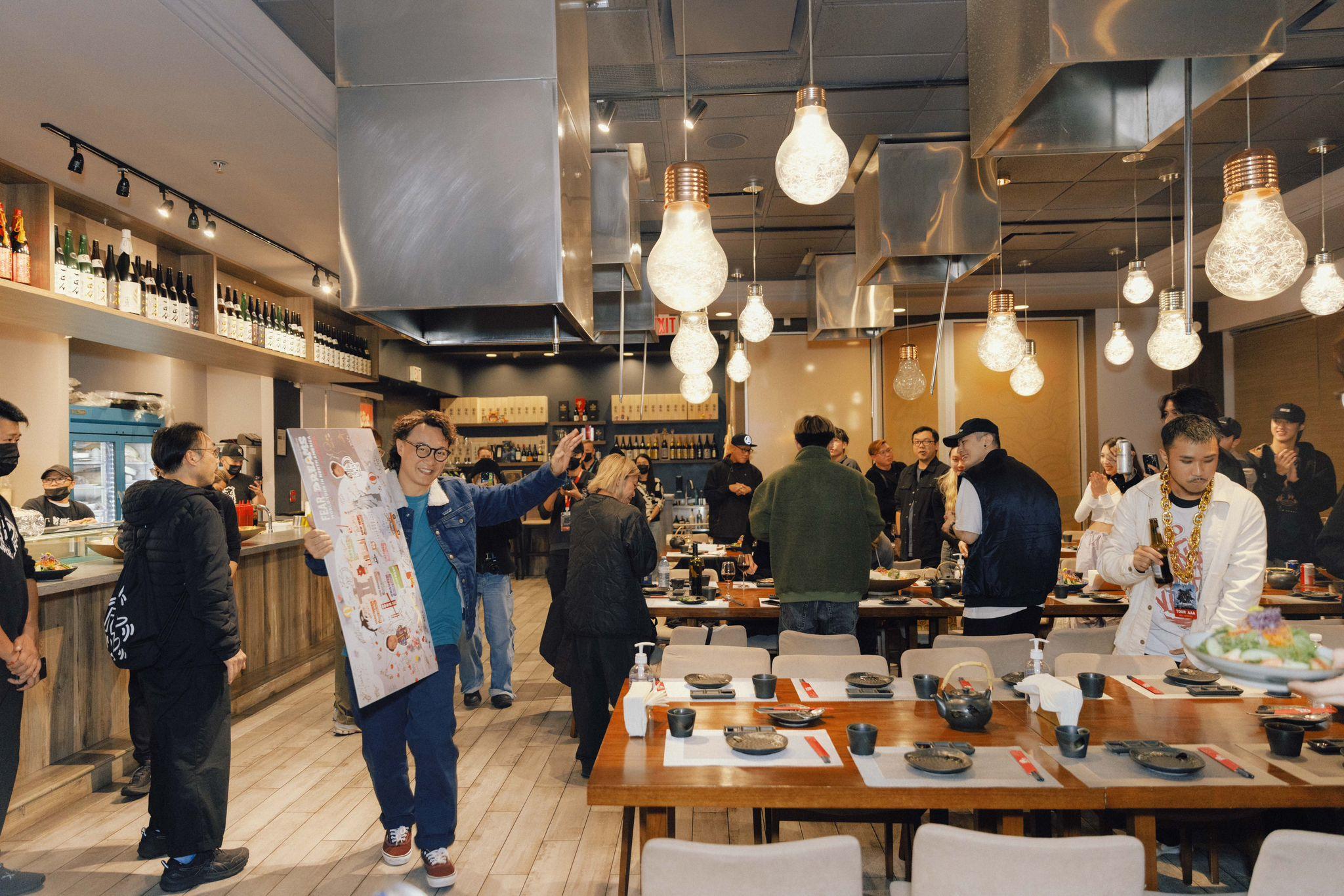 陳奕迅完成北美六場巡演創下驕人成績。