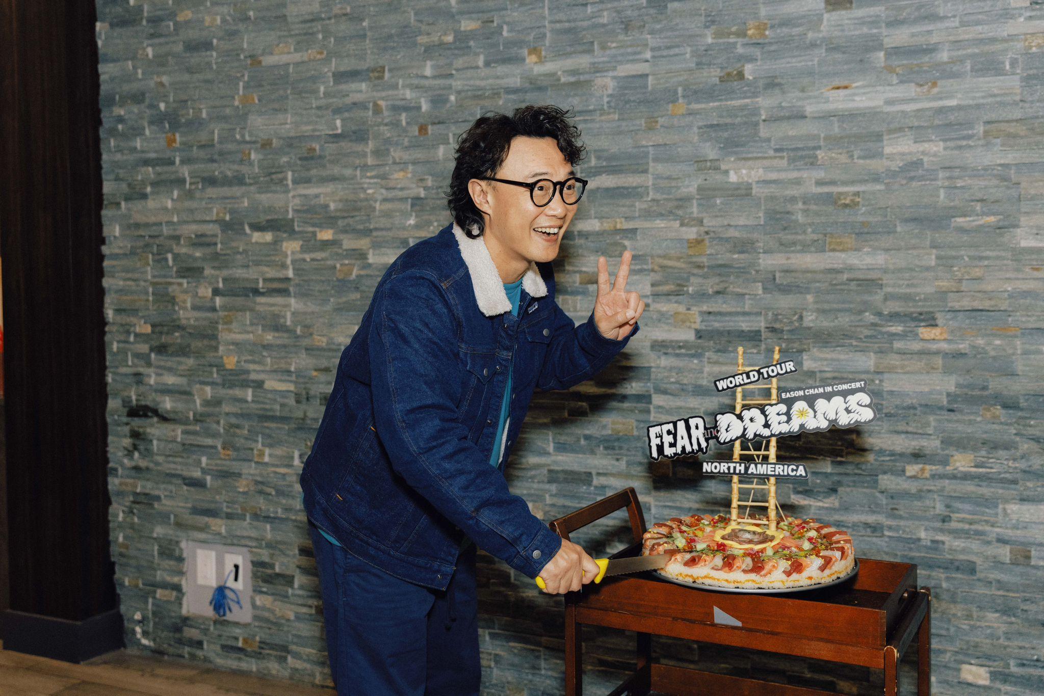 陳奕迅完成北美六場巡演創下驕人成績。