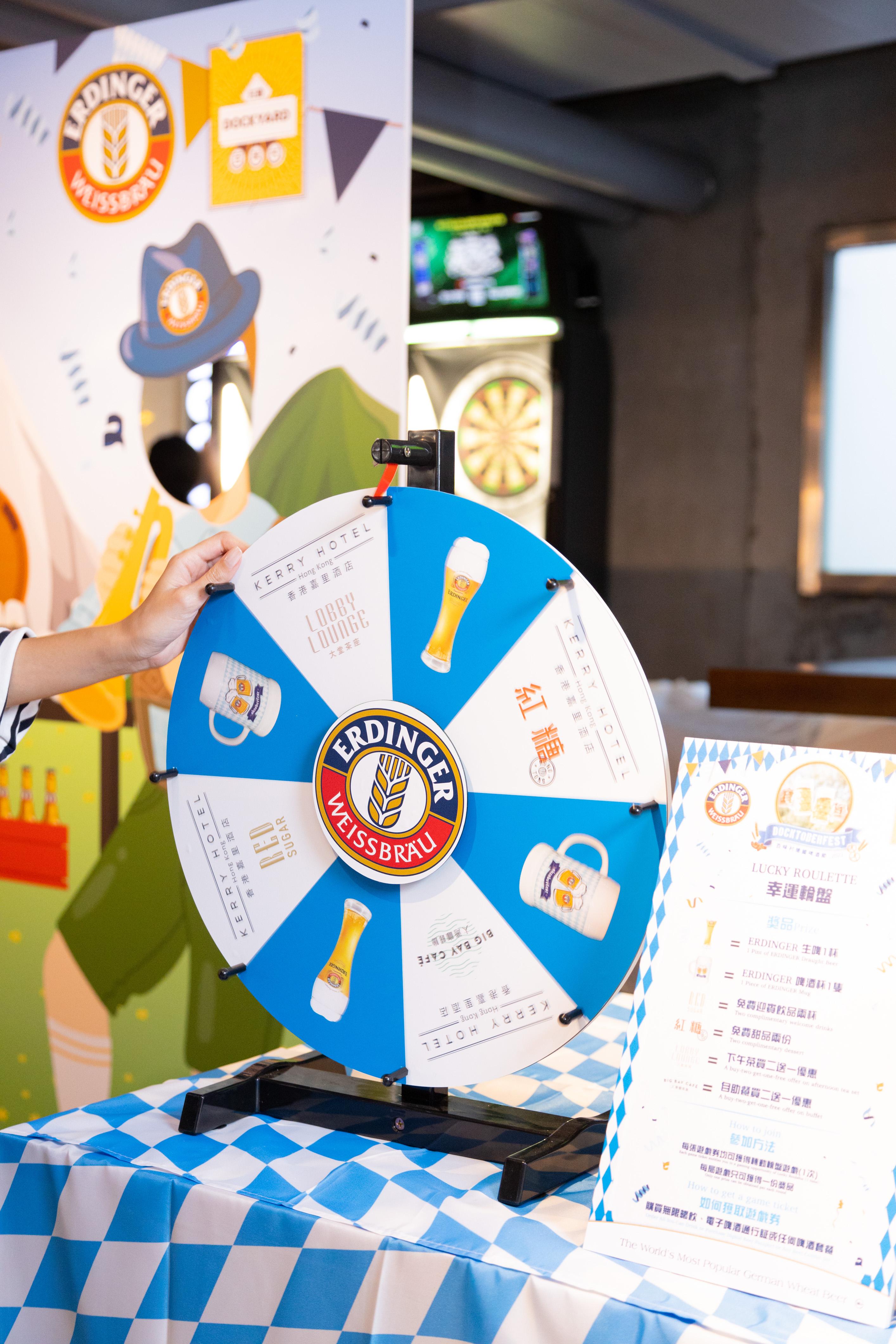 現場特設遊戲區和打卡區。