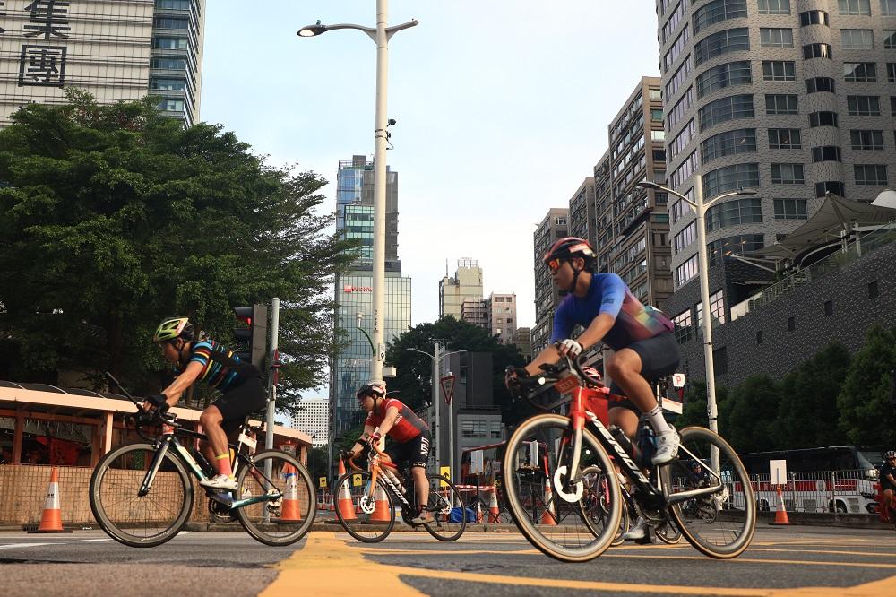 香港單車節今日再展開。(中新社)