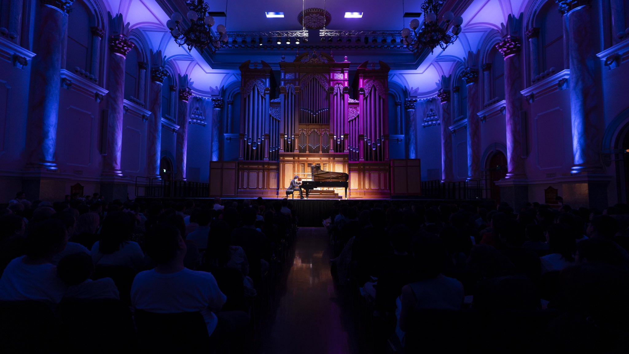 鋼琴王子丨李雲迪涉嫖遭封殺2年 澳洲復出含淚奏蕭邦