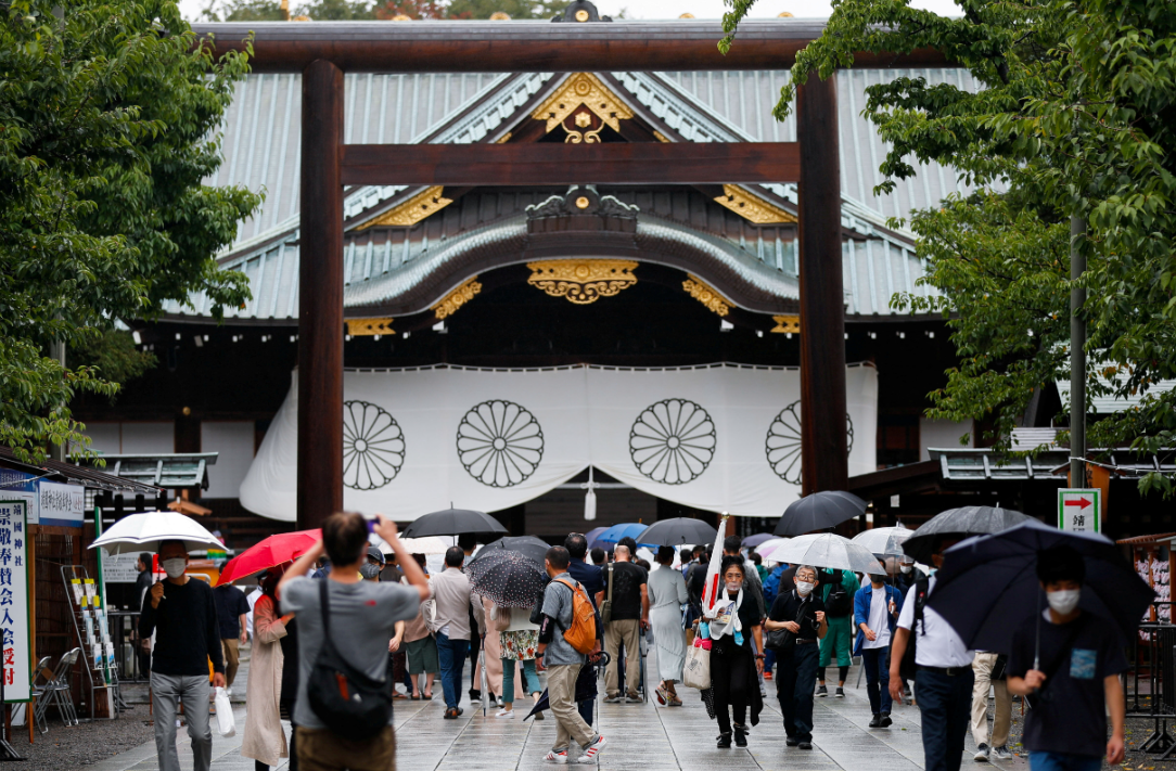 對於日本政客參拜靖國神社,中國外交部曾多次表示堅決反對,指靖國神社是日本軍國主義分子發動對外侵略戰爭的精神工具和象徵。(路透社資料圖片)