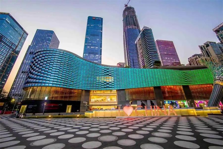 「One Avenue卓悅中心」是福田商業區中心最大的商場。(圖片來源:卓越集團官網)