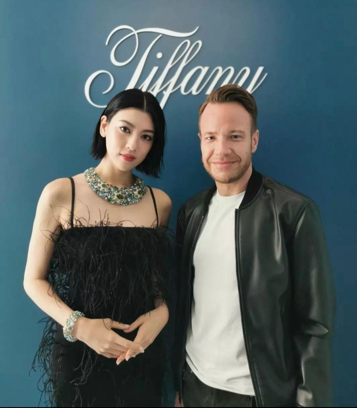 三吉彩花昨日現身西九文化區出席珠寶展。