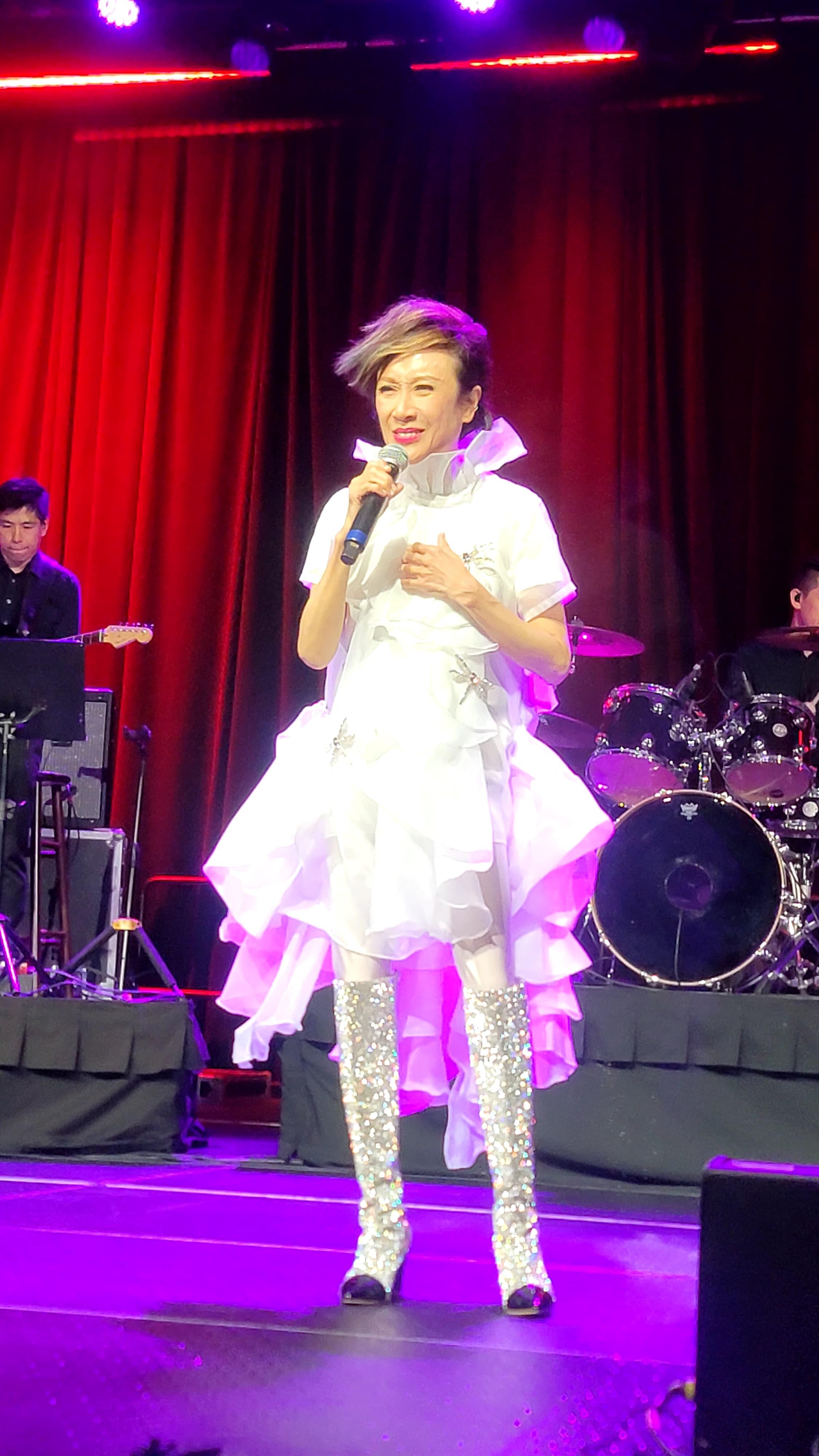 呂珊近日應邀到美加演唱。