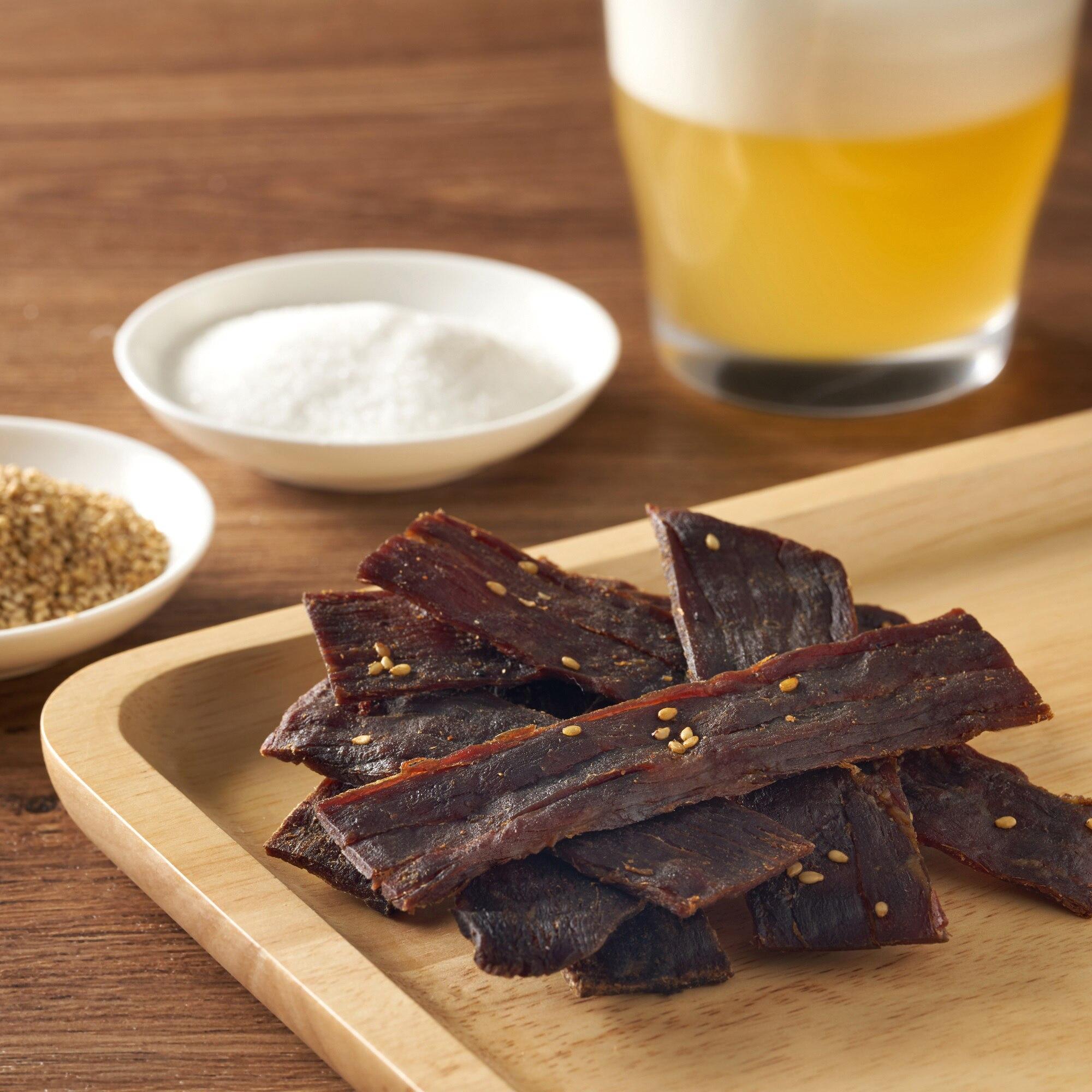 咖喱味/蜜汁烤肉風味牛肉乾|原價:$22 優惠價:$18 會員價:額外九折 ($17)