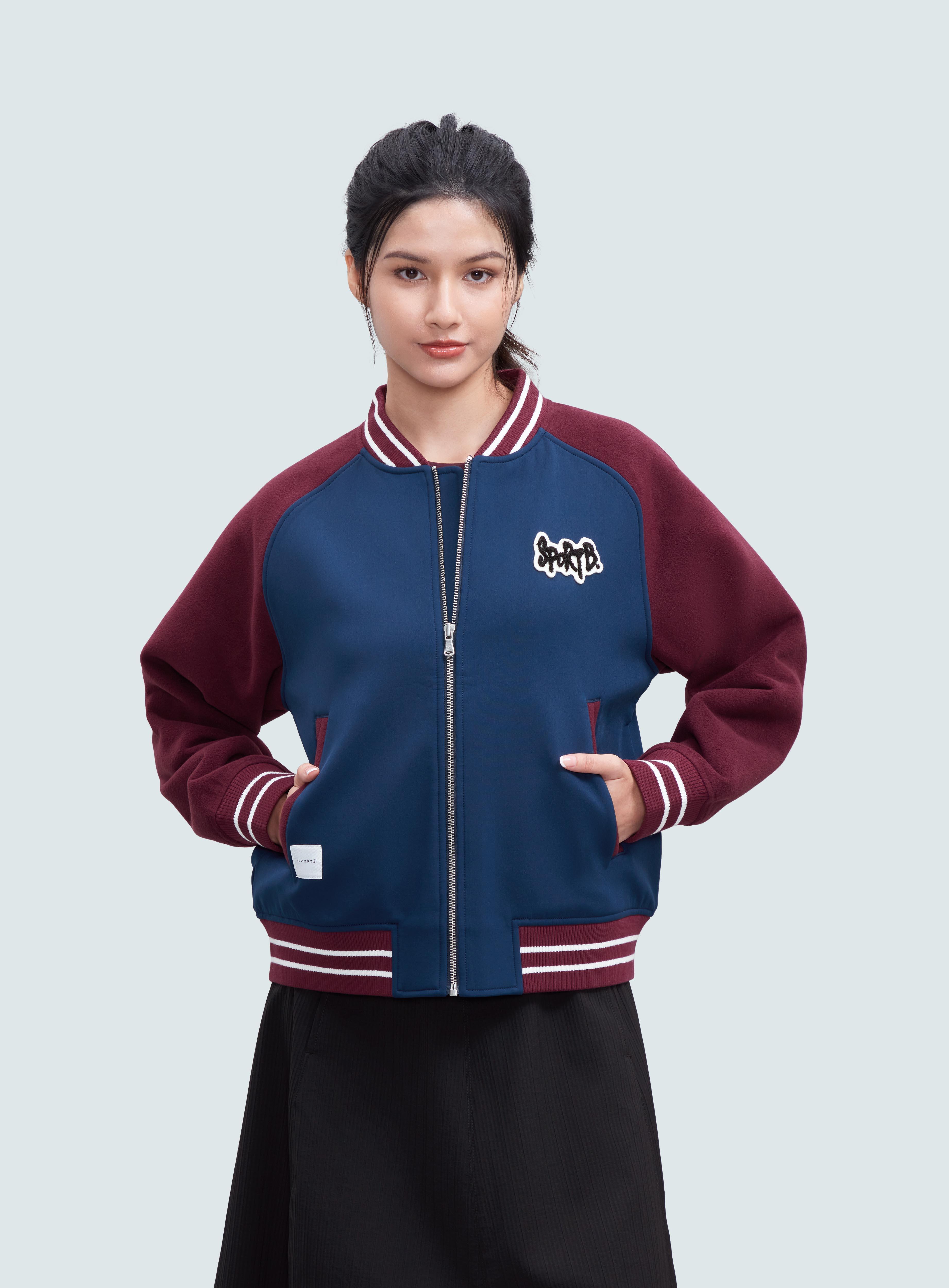 女裝Sport b.襟章棒球外套|特價:HK$2,032 原價:HK$2,390