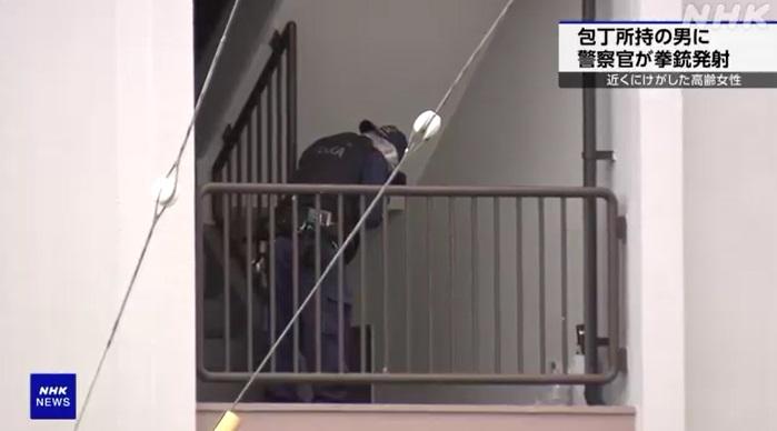 警員在案發現場搜證。(互聯網)