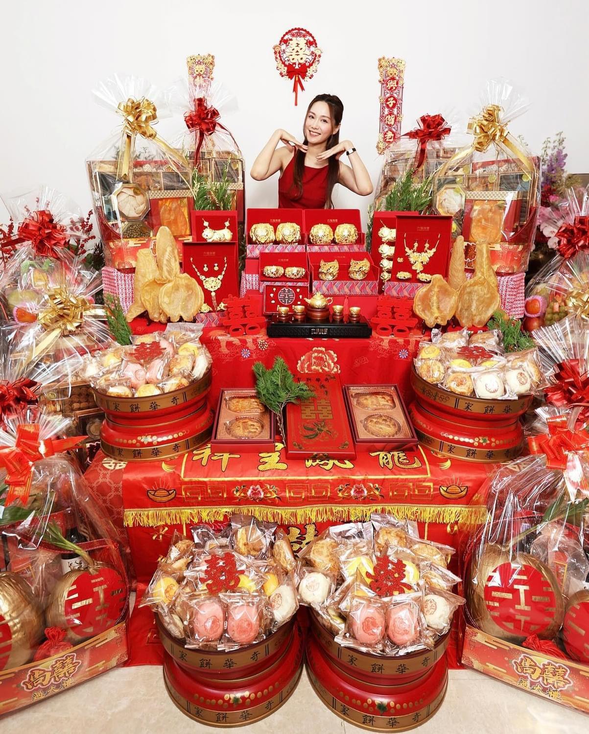 湯洛雯分享過大禮照片。