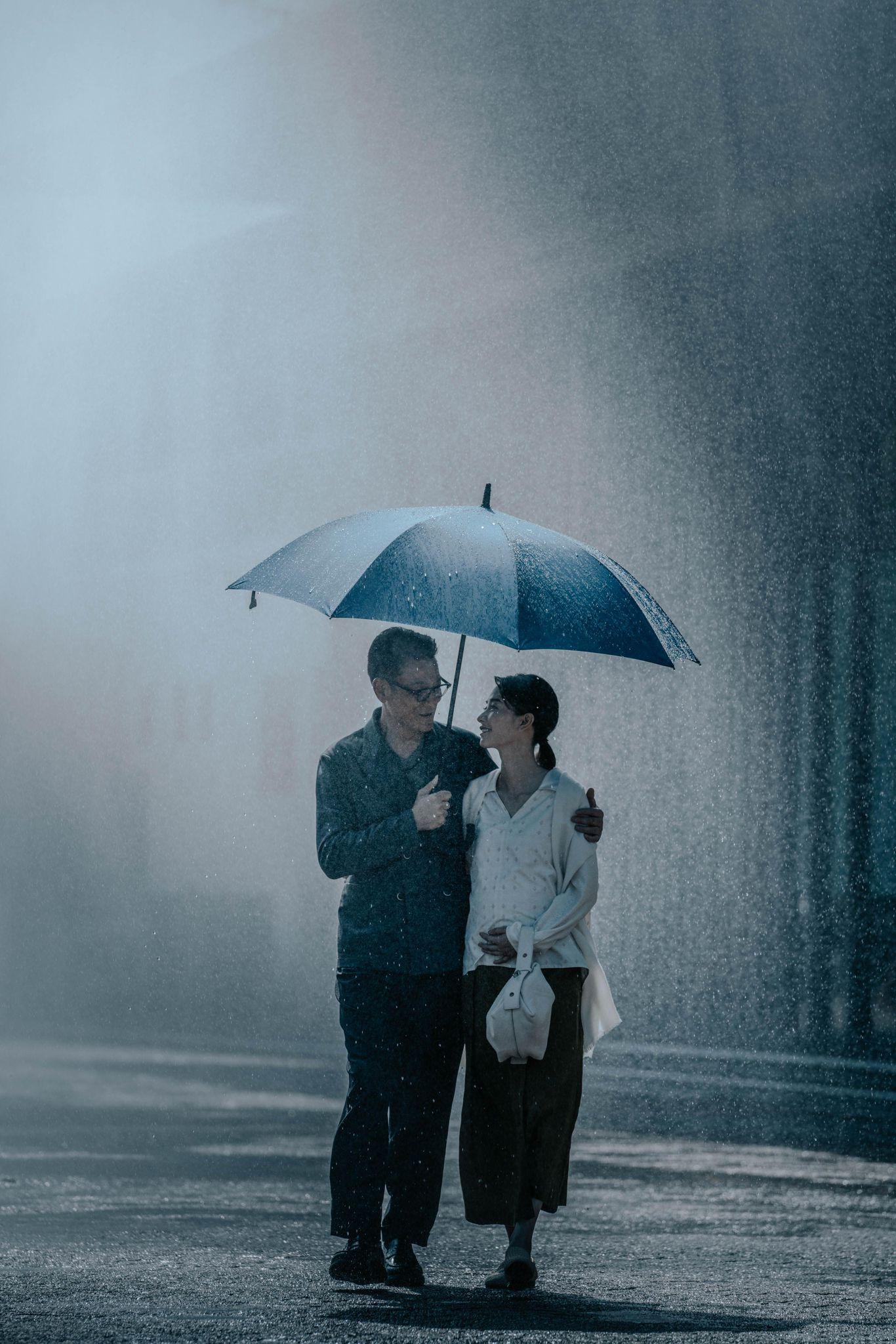 在《潛行》中,劉德華與劉雅瑟飾演夫妻。