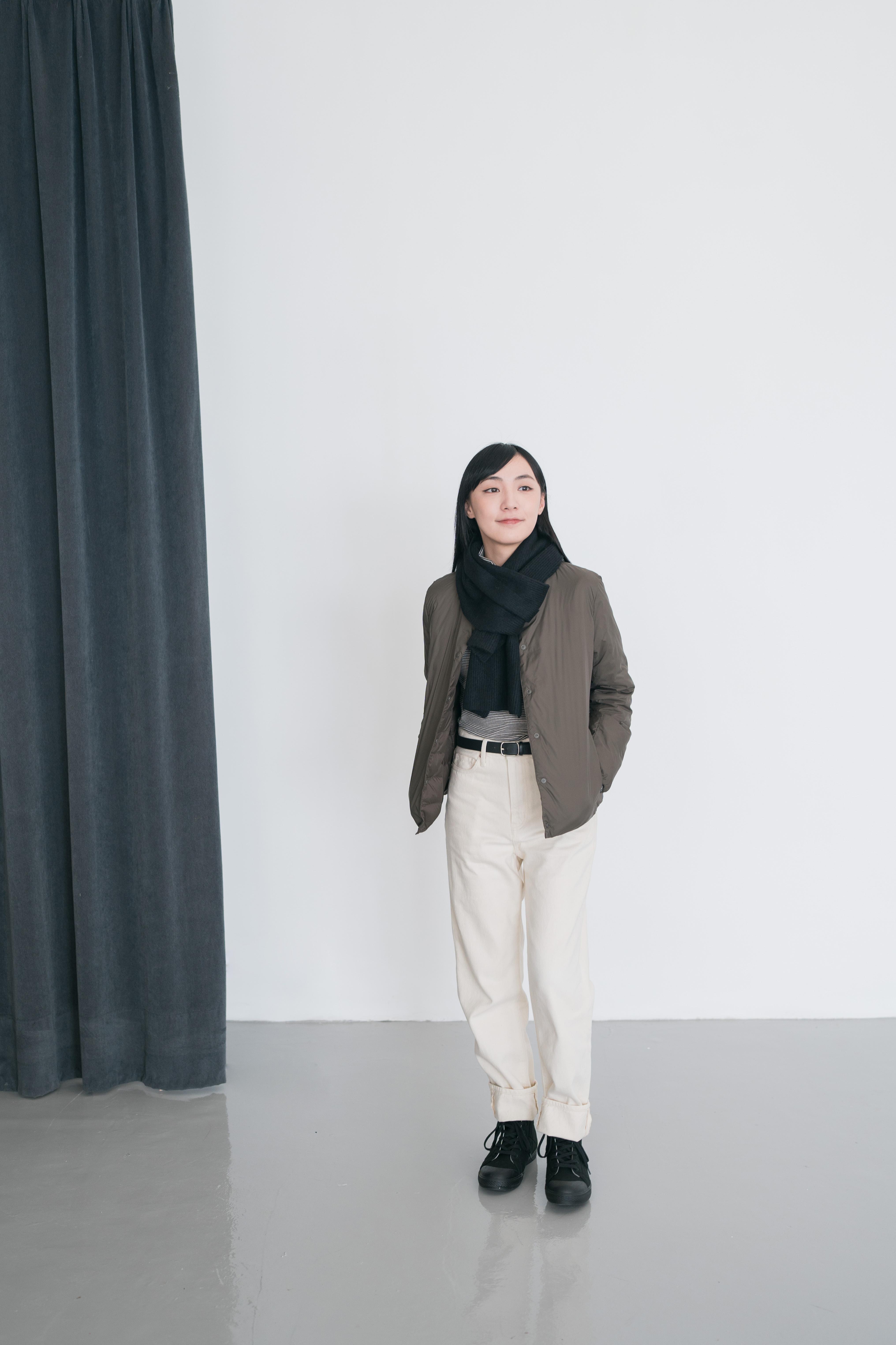 男/女裝輕量羽絨便攜式背心/外套|原價:$328 – $780 優惠價:九折 ($296 – $702)會員價:額外九折 ($267 – $632)