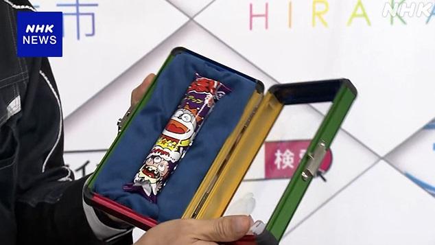 日本國民零食美味棒由精緻鋁盒保護。(互聯網)